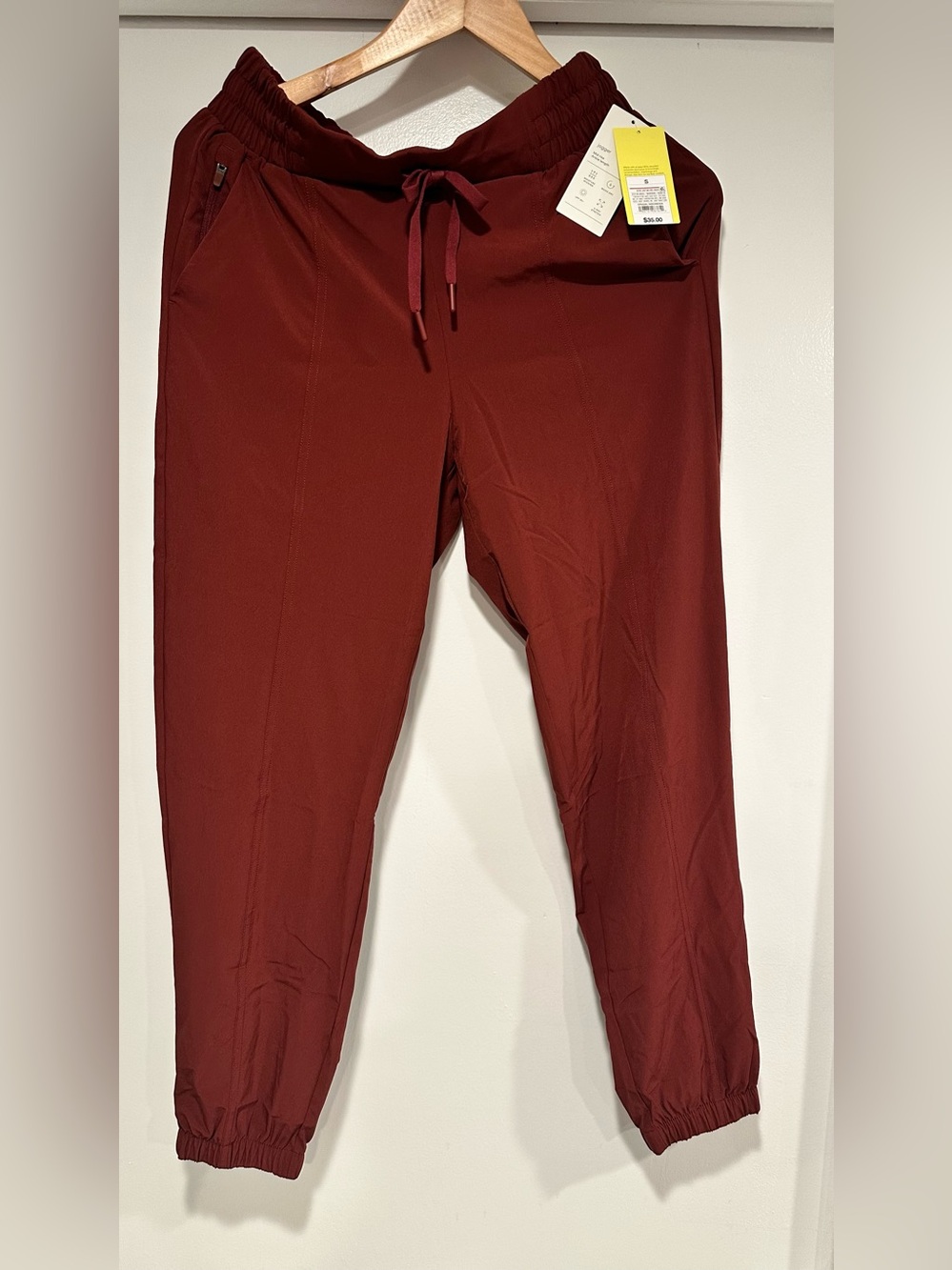 Target women’s Jogger Pants Burgundy